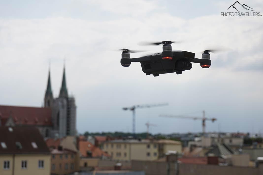 DJI Spark : Comment connecter le drone avec le téléphone et la télécommande