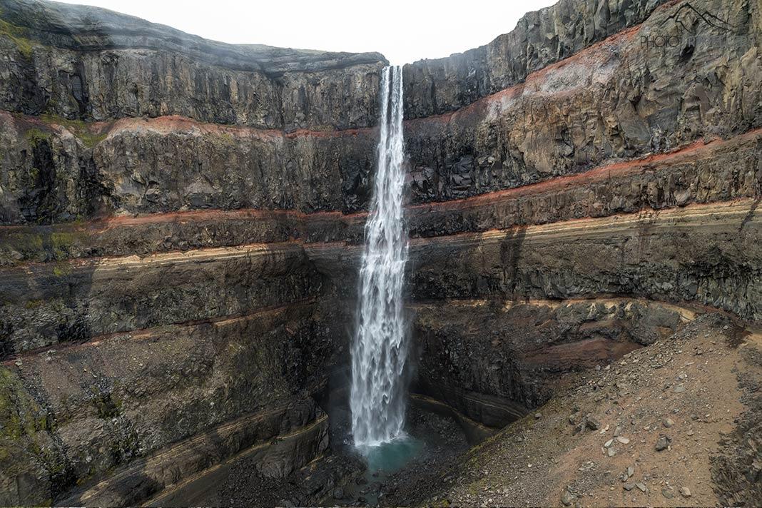 Hengifoss na Islândia