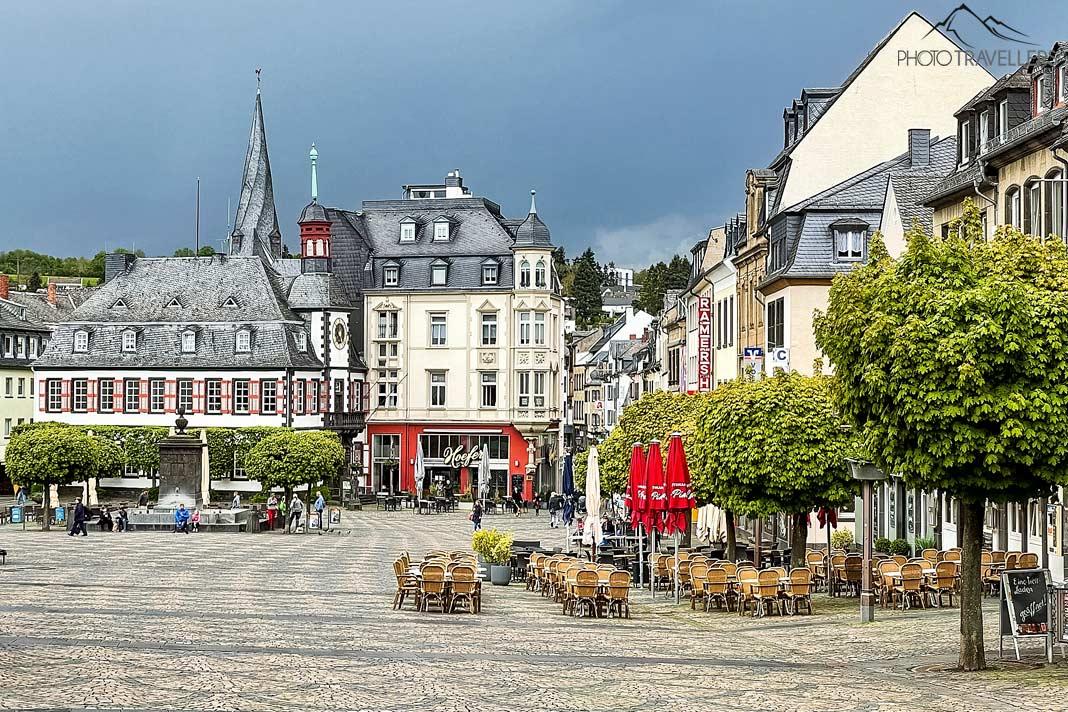 La place du marché de Mayen