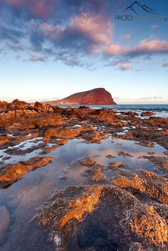 La Montaña Roja en Tenerife a la luz del atardecer