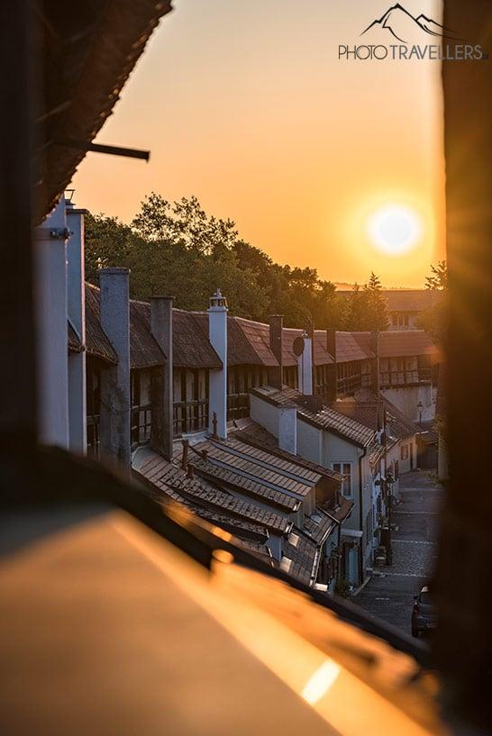 La muraille de Nördlingen au crépuscule