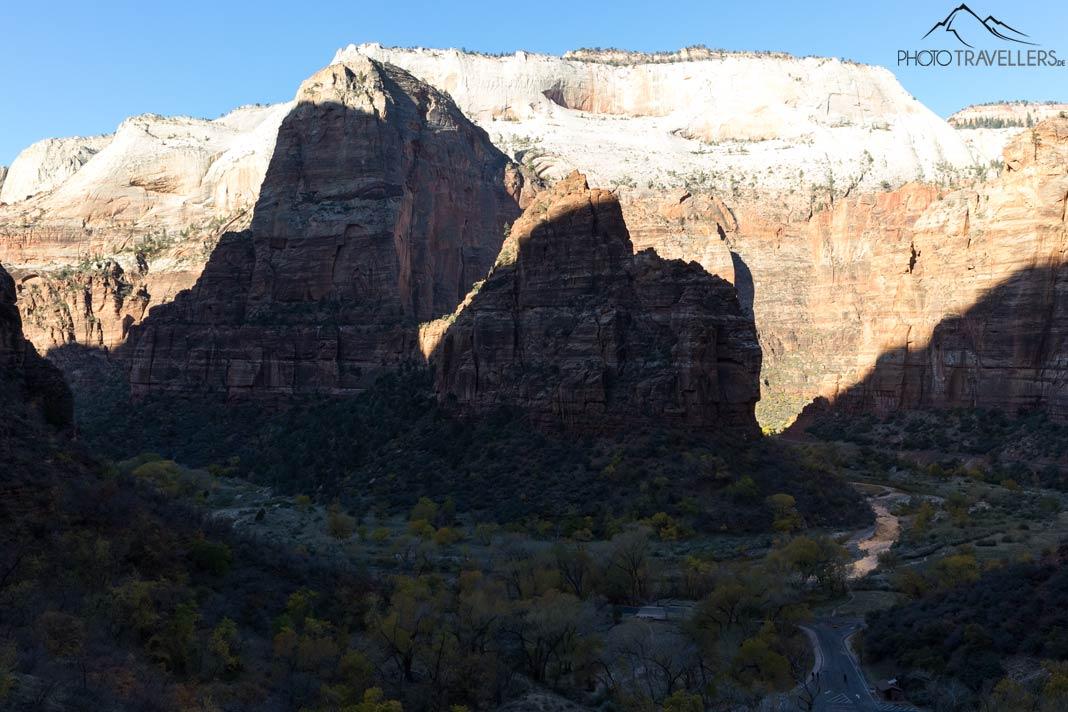 Vue depuis le sentier East Rim sur Angels Landing