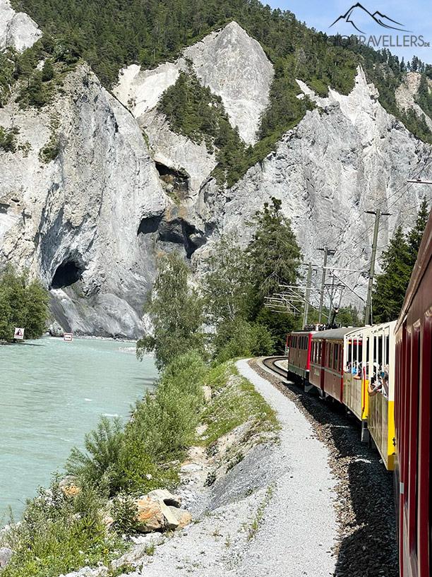 Vista del tren a través de la Rheinschlucht