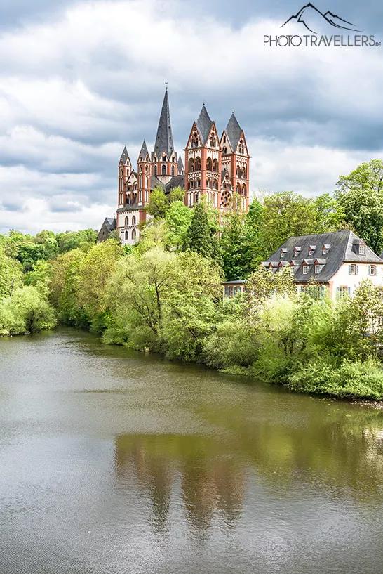 Vue sur la cathédrale de Limburg