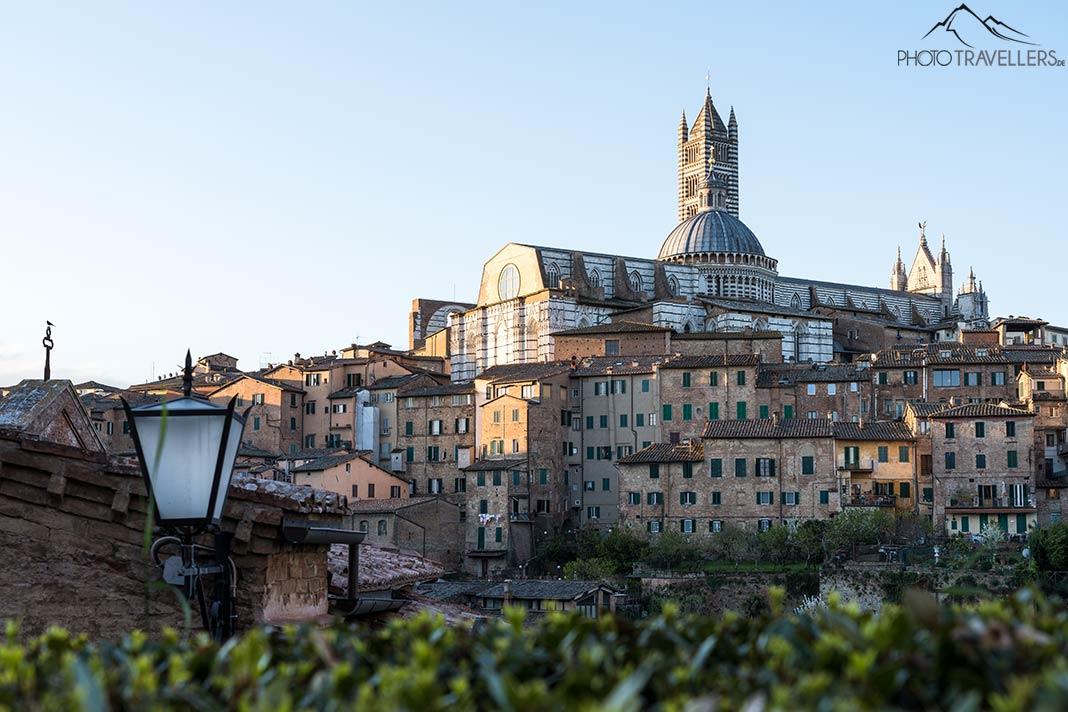 La vista de Siena con la catedral