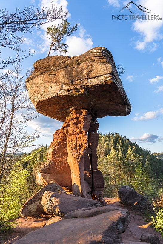La mesa del diablo en el Bosque de Palatinado al atardecer