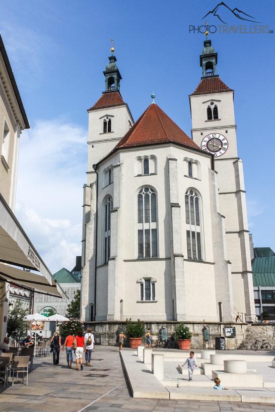 Le monument de l'ancienne synagogue