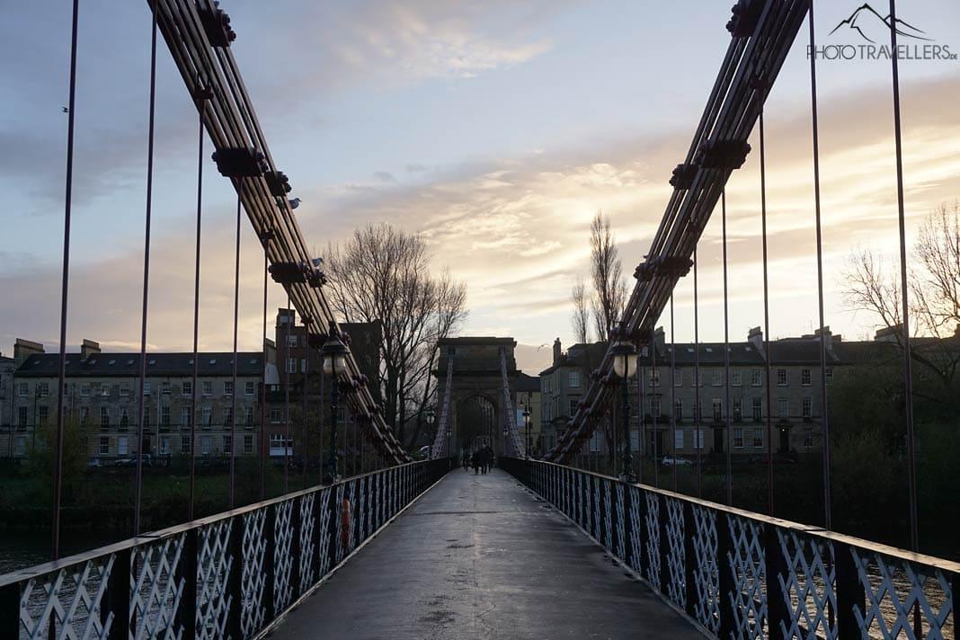 Le pont suspendu South Portland à Glasgow