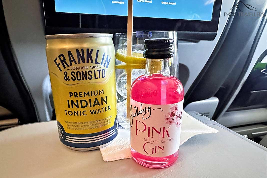 Un gin et un tonic en classe Saga d'Icelandair