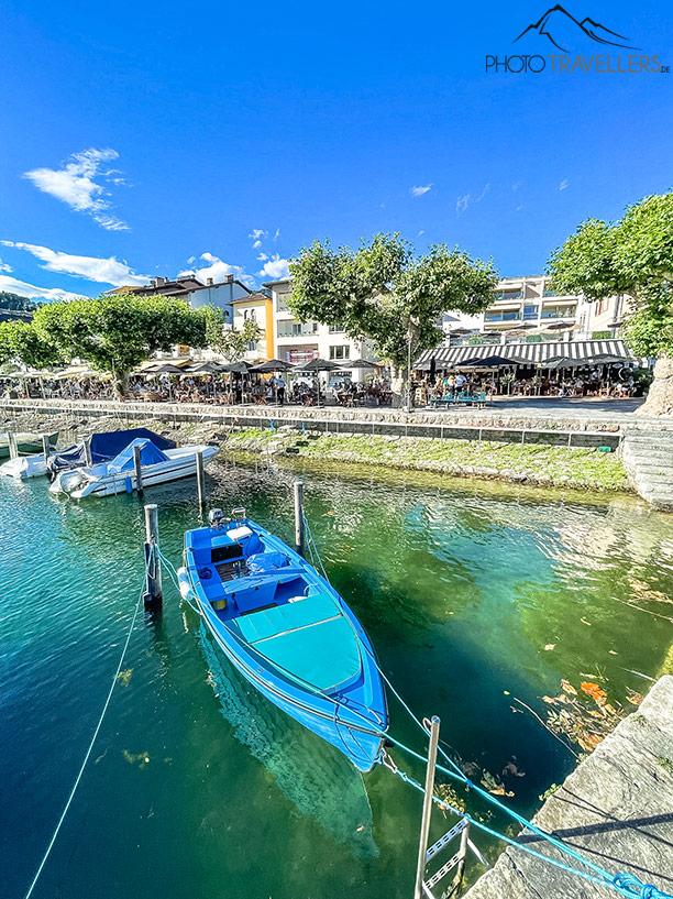 La promenade du port d'Ascona au lac Majeur