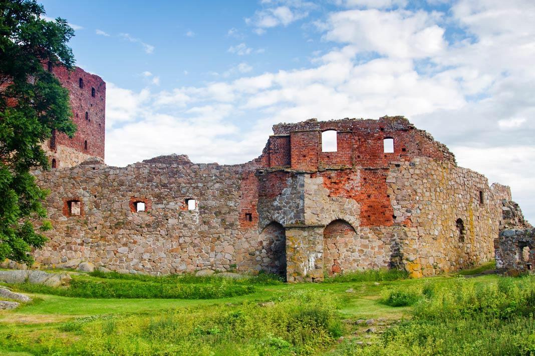 Les ruines du château de Hammershus sur Bornholm