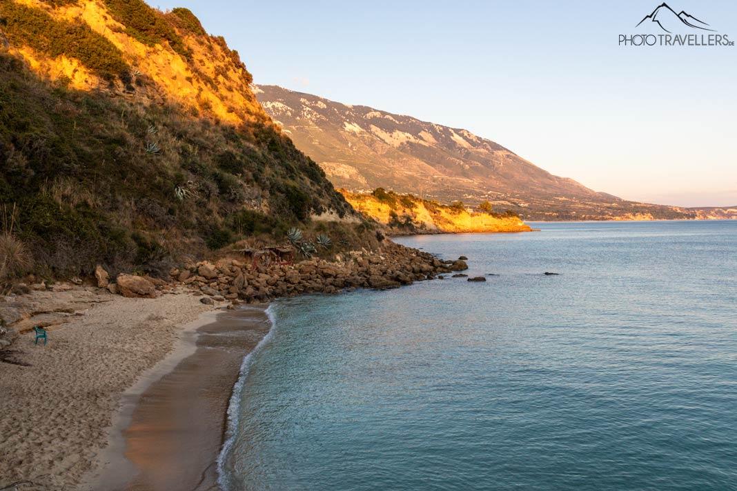 La Playa Agios Thomas en el atardecer