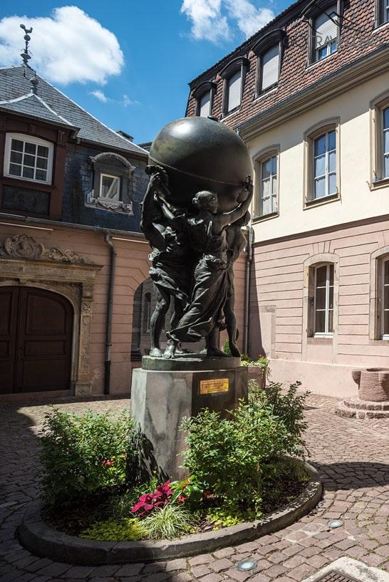 La statue dans la maison Bartholdi à Colmar