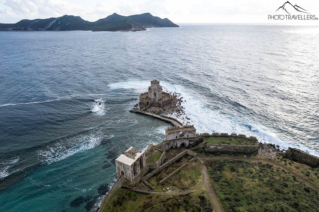 Vue sur le château de Méthoni