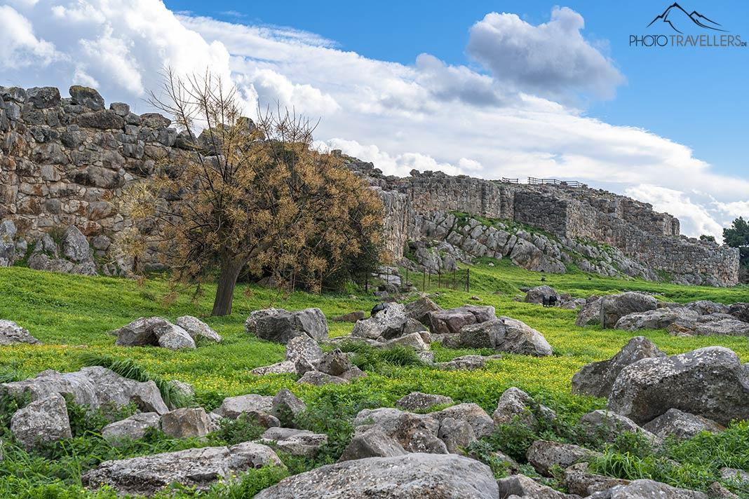Les murs de l'ancienne ville de Tirynthe