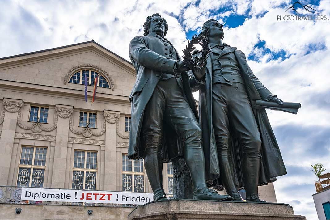 La statue de Goethe et Schiller à Weimar