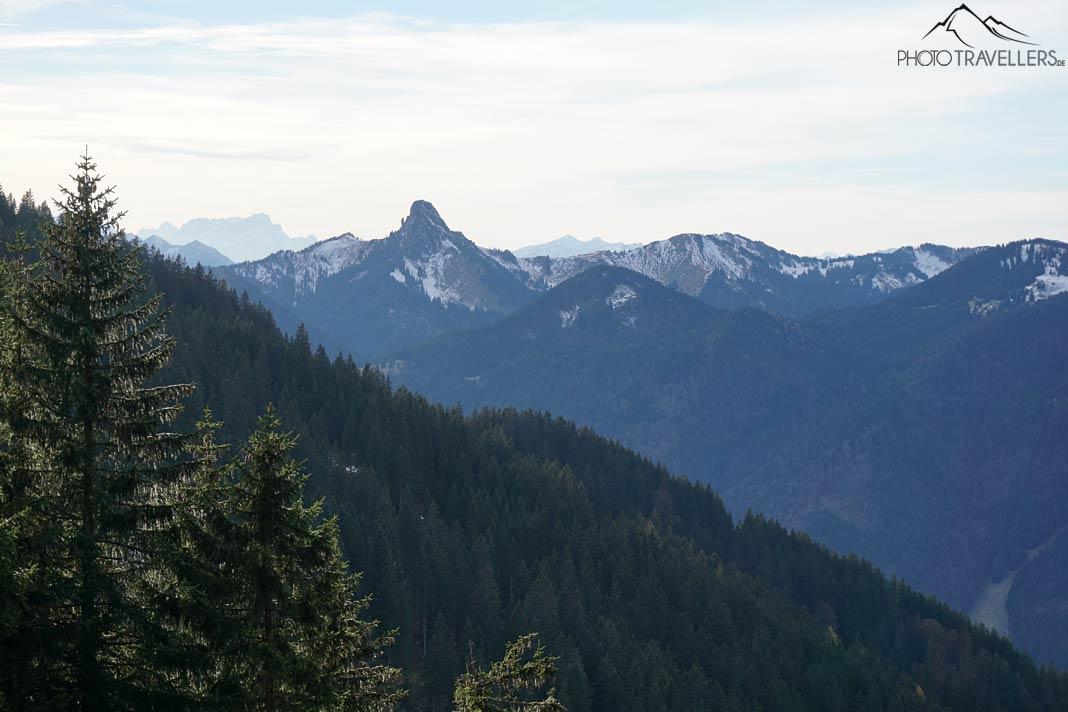 Vue depuis le chemin de randonnée du Wallberg sur le Roßstein