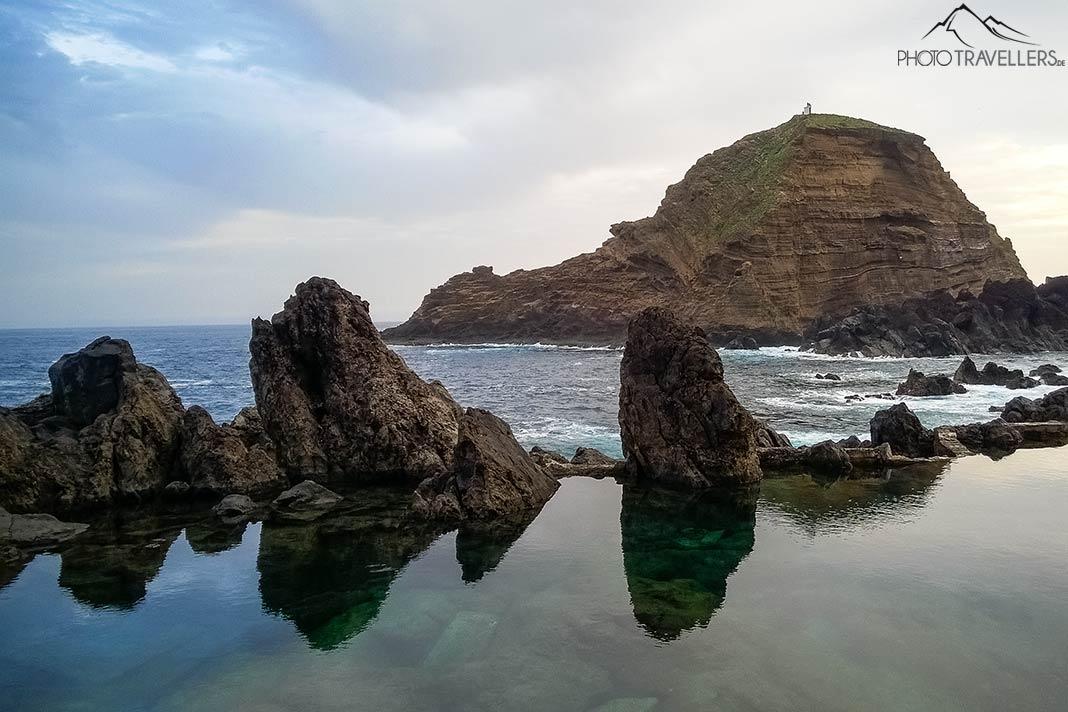 Un bassin naturel à Porto Moniz à Madère