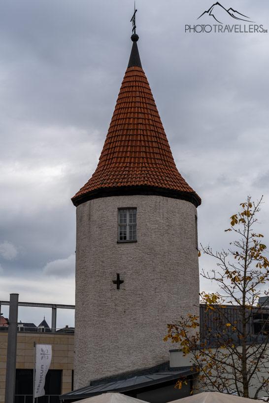 La tour des nonnes est le reste des anciennes fortifications de la ville