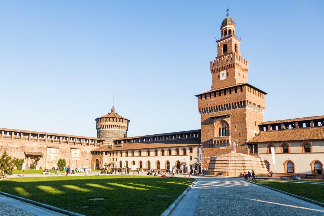 Le Castello Sforzesco à Milan