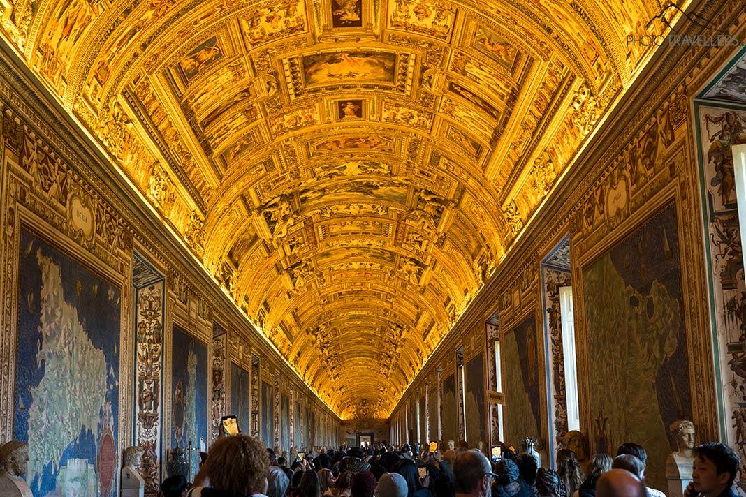 La 'Galerie des cartes' dans les musées du Vatican