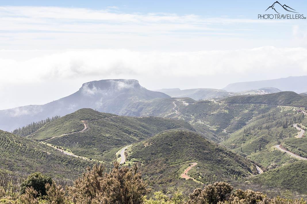 La vista desde el Alto de Garajonay sobre el paisaje de La Gomera