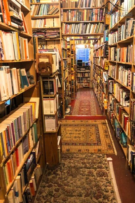 Vista de la librería Armchair Books