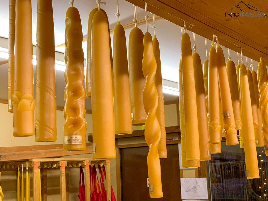 Le tirage de bougies est un grand plaisir pour les enfants