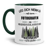Une tasse avec une phrase humoristique sur les photographes