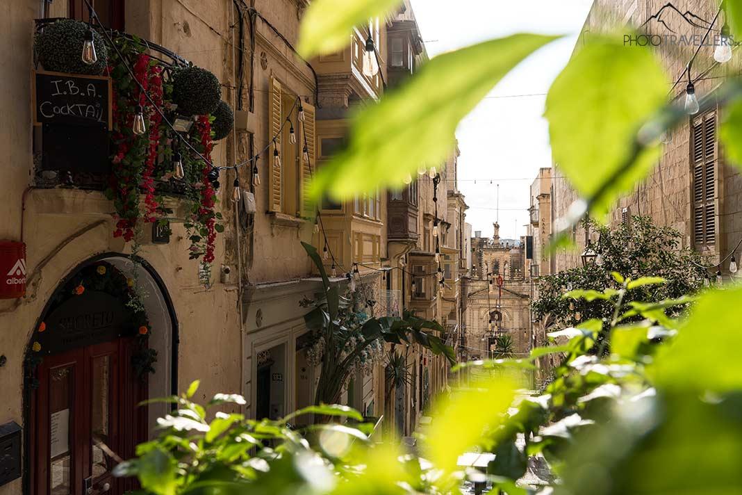 Uma rua no centro histórico de Valletta