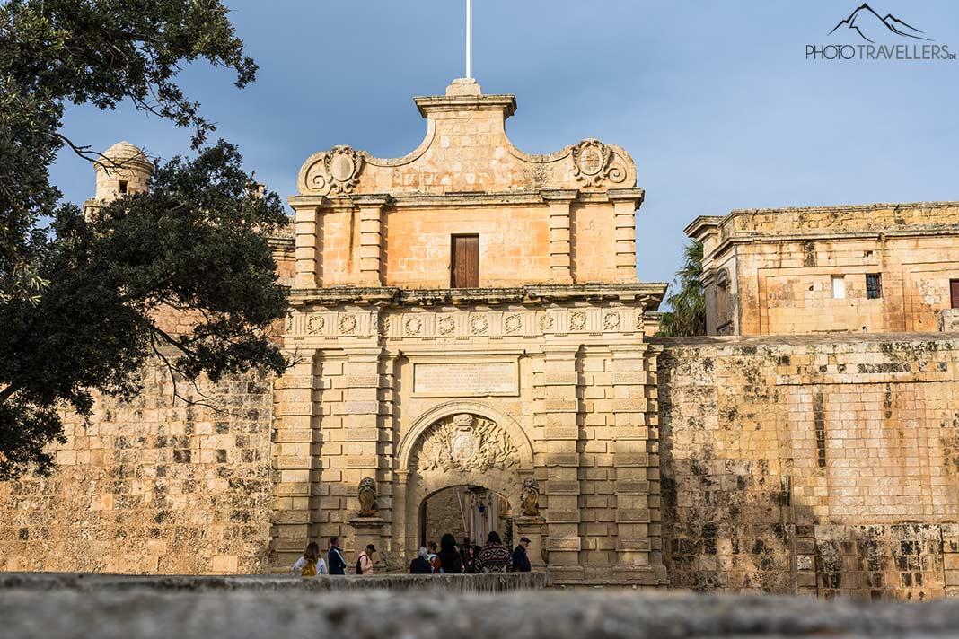 O portão principal de Mdina em Malta
