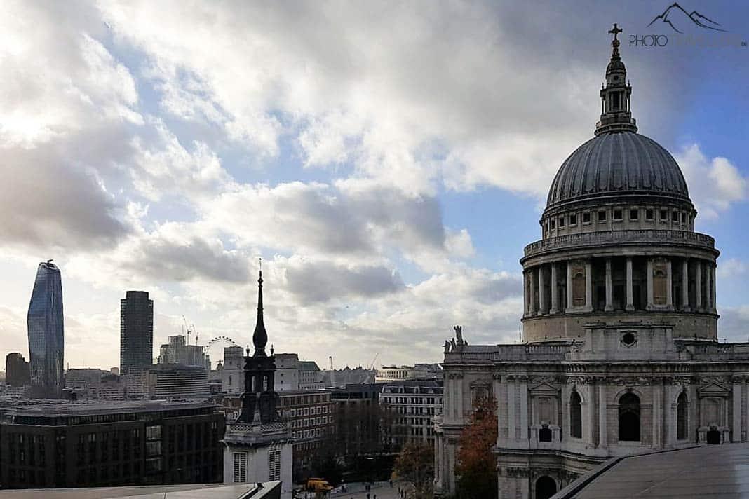 Vue de la cathédrale Saint-Paul