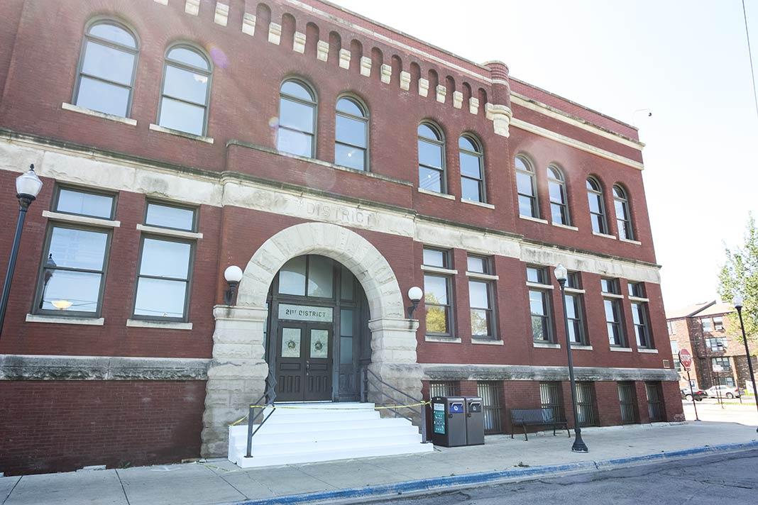 C'est ici que sont tournées les scènes extérieures du poste de police de Chicago P.D.