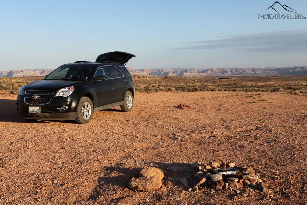 Un SUV noir au Alstrom Point