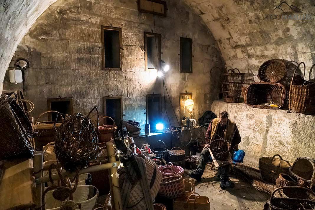 Un artisan panier dans les casemates de la forteresse de Königstein