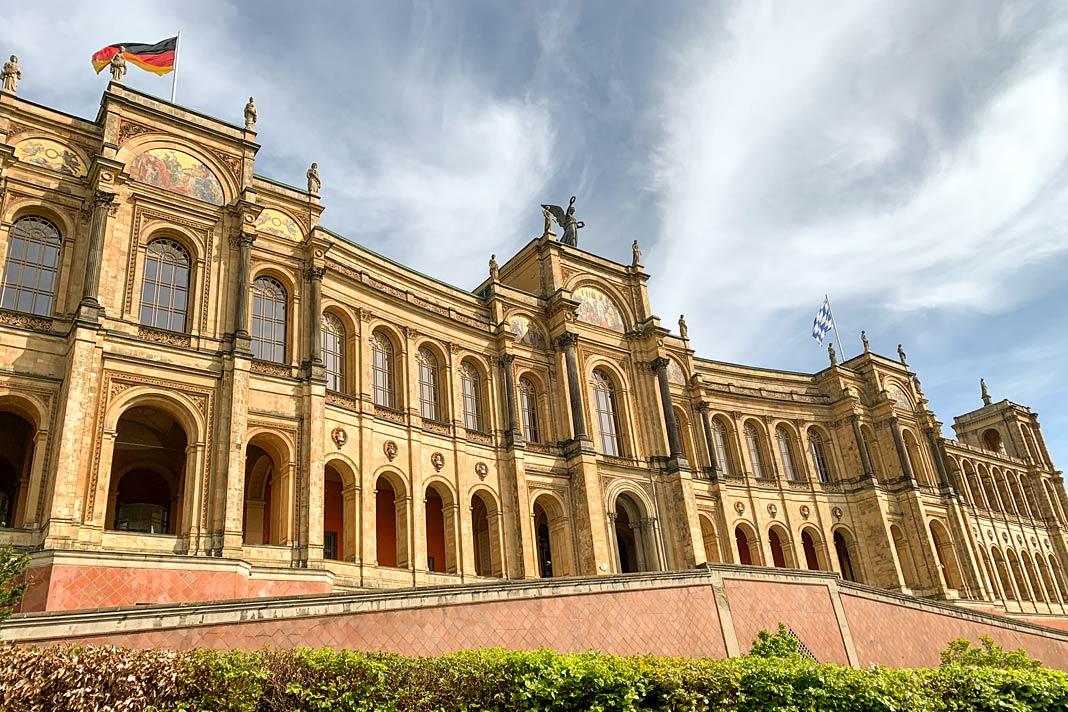 Le Fassad du Maximilianeum
