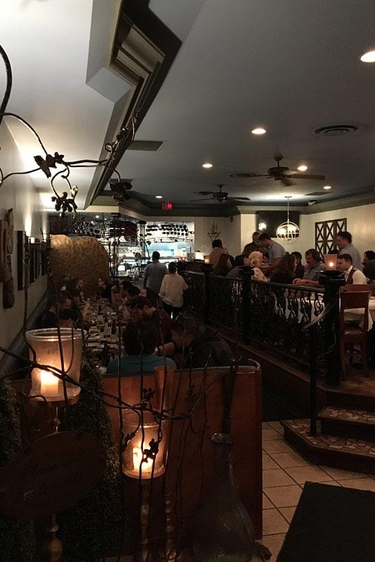 O restaurante Mezes em Toronto