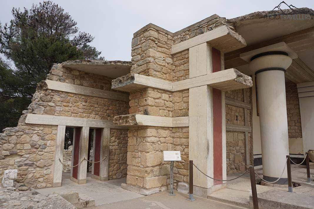 Les ruines d'un bâtiment sur le site de Knossos