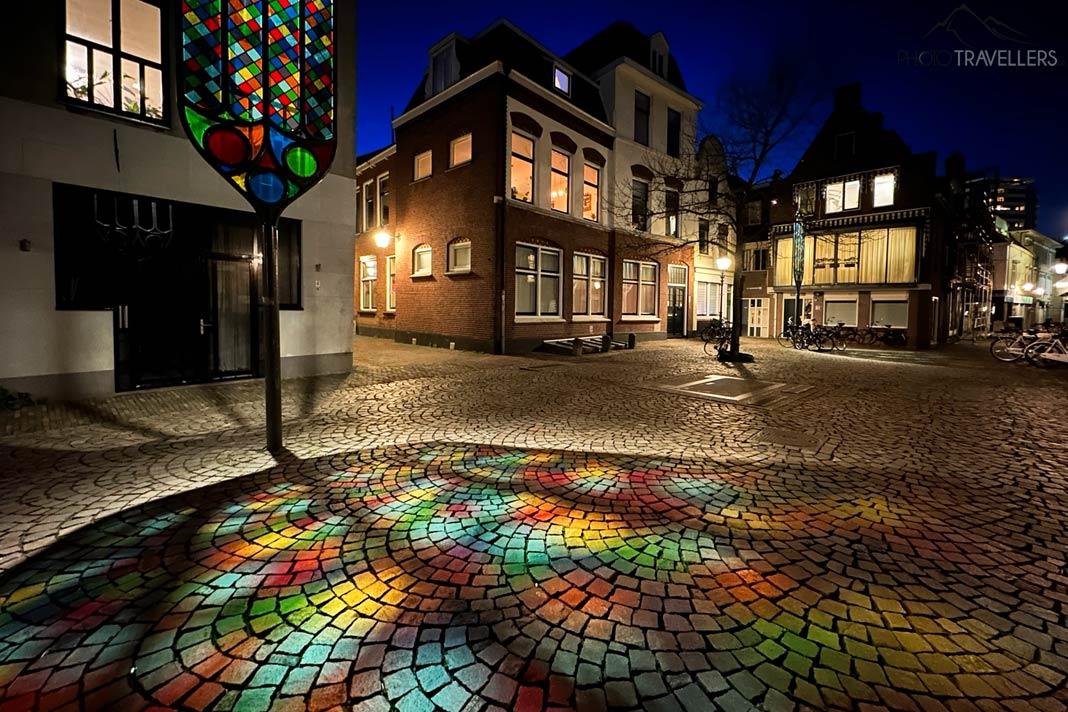 L'installation lumineuse Trajectum Lumen à Buurkerkhof à Utrecht