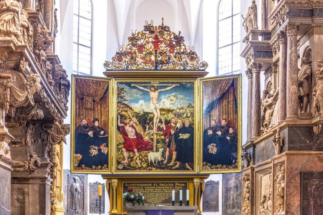 Tableau d'autel dans l'église St. Pierre et Paul à Weimar