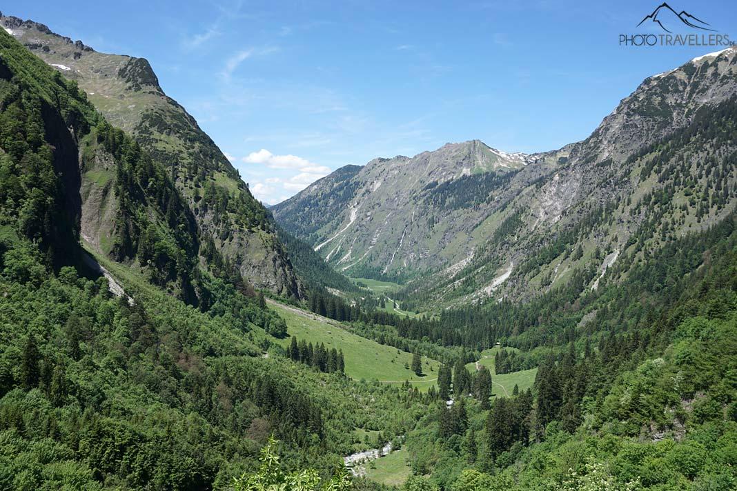 La vue d'en haut sur l'Oytal
