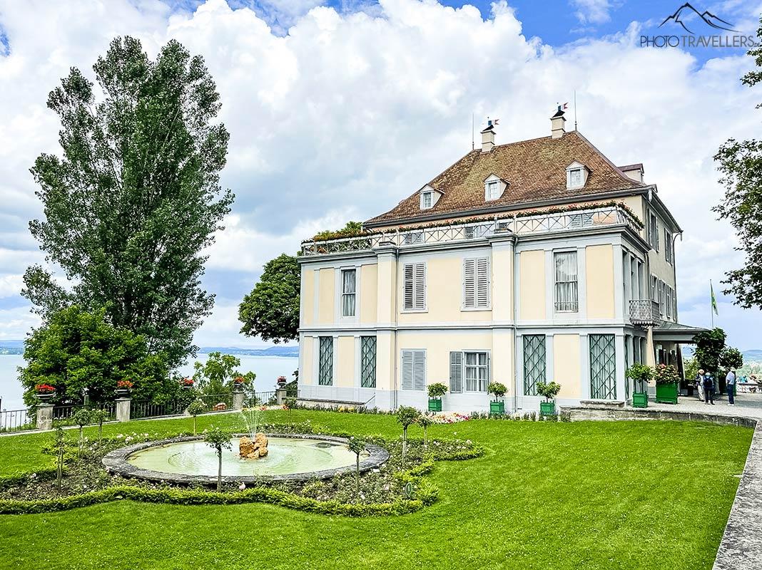 Le musée Napoléon à Arenenberg en Suisse, avec le lac de Constance en arrière-plan