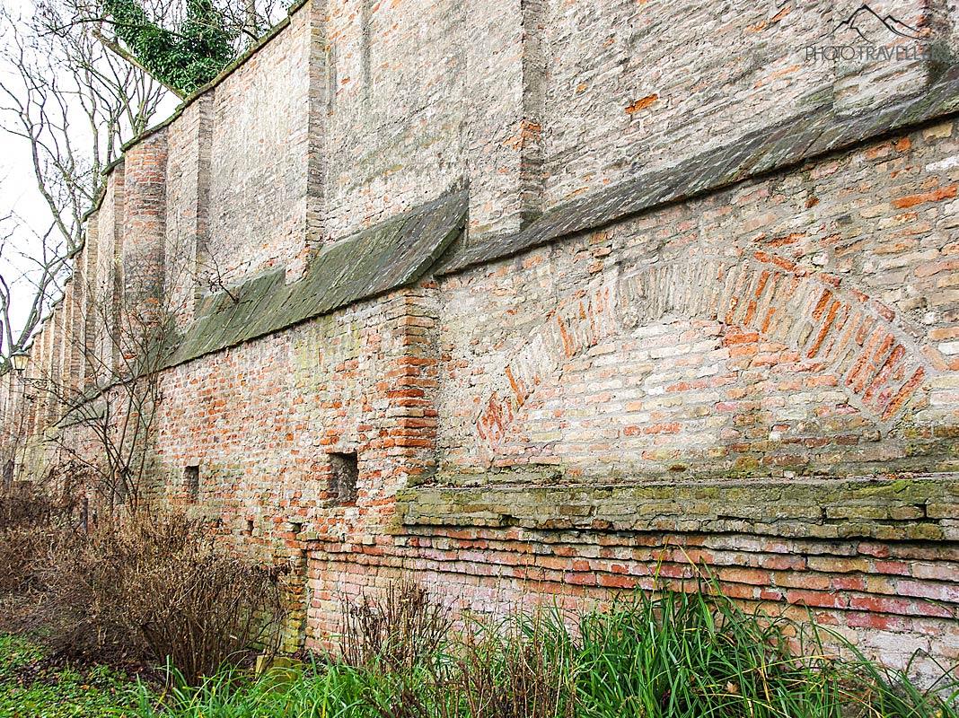 Le long des murs de la ville à Augsburg