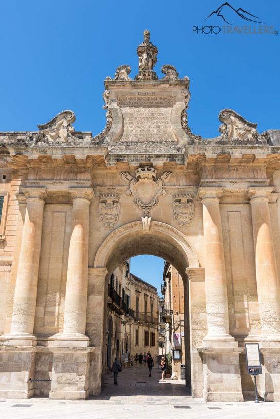 La puerta de la ciudad Porta San Biagio