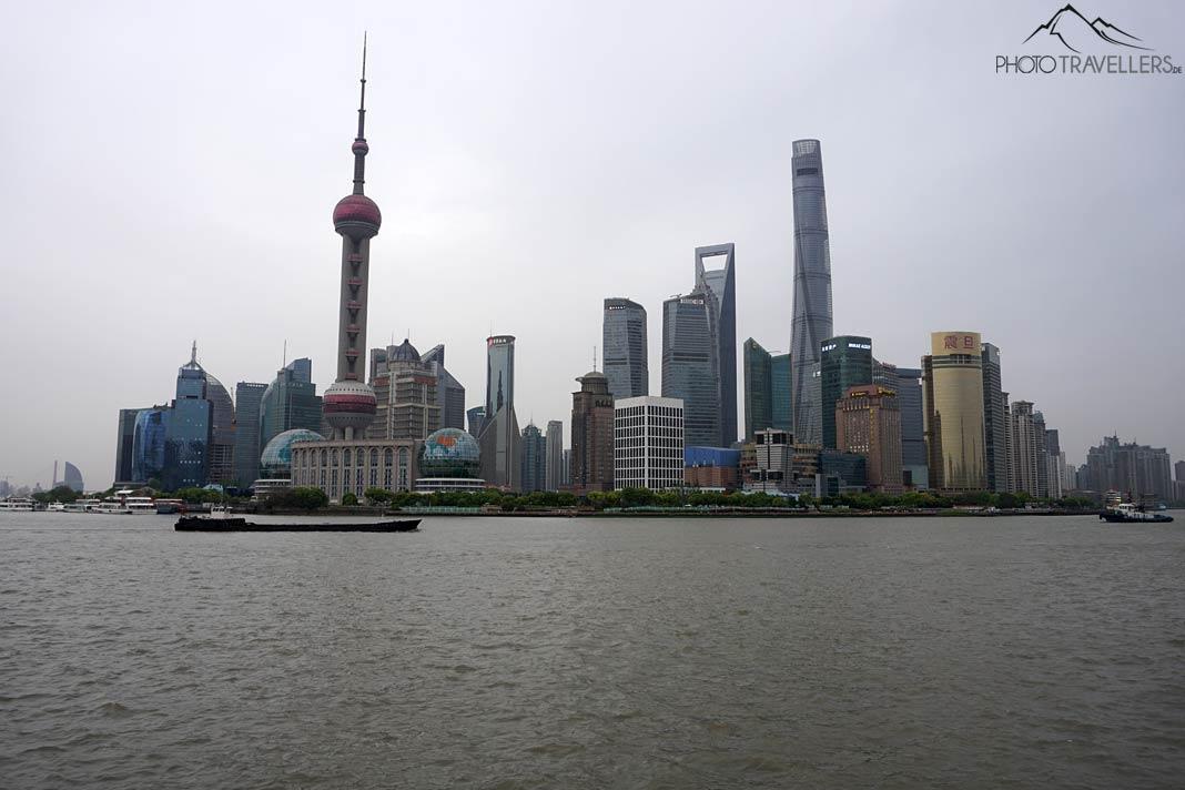 A vista do Bund para a skyline de Pudong