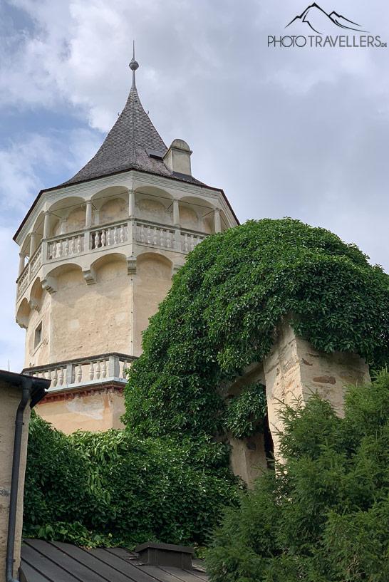 La torre blanca del castillo Rosenburg en el Waldviertel