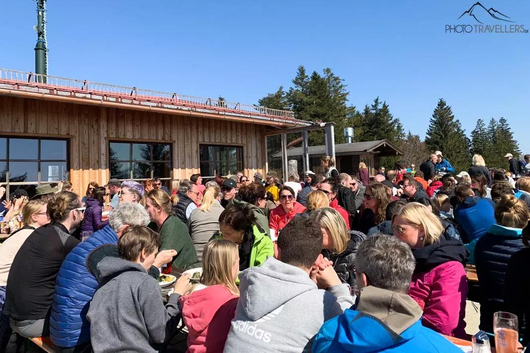 Visiteurs à la maison de montagne Neureuth