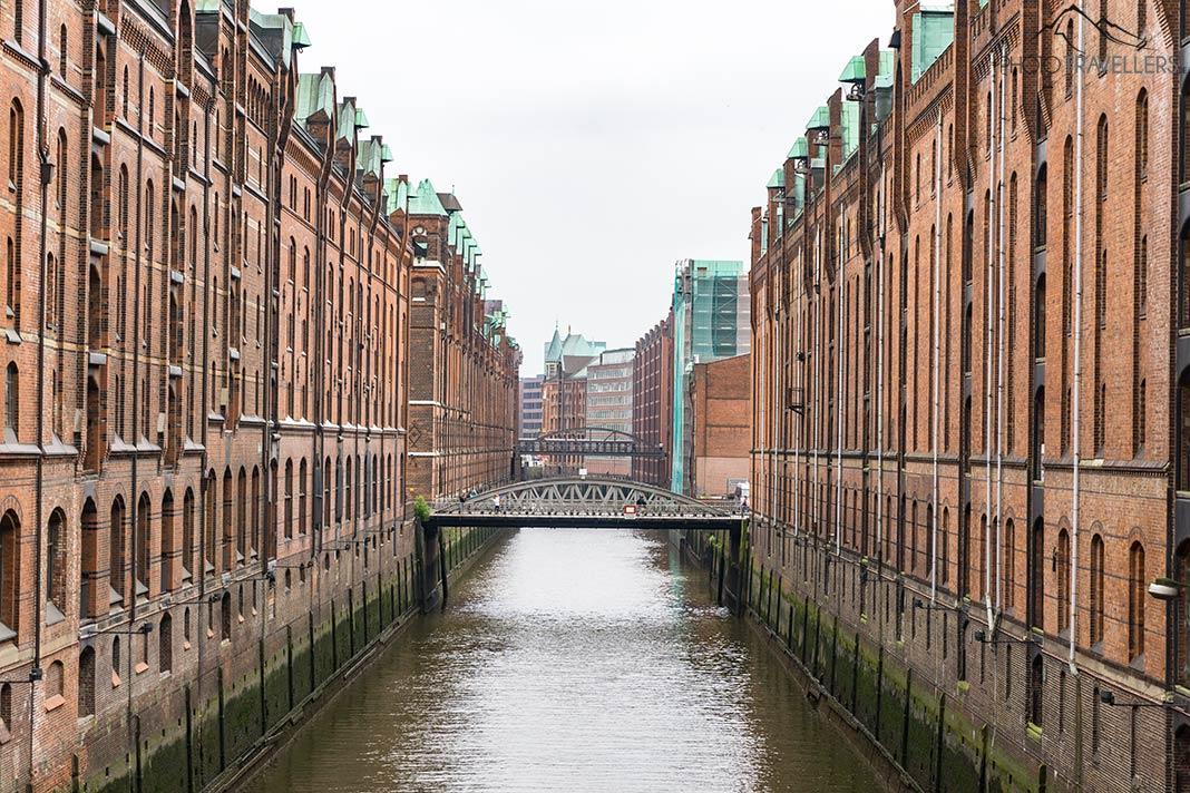 La vista famosa en Speicherstadt