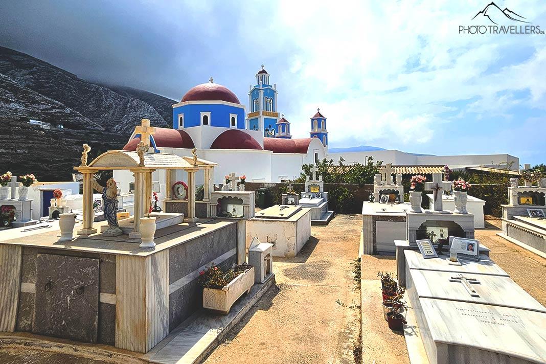 Le cimetière et l'église Agia Triada forment un ensemble remarquable