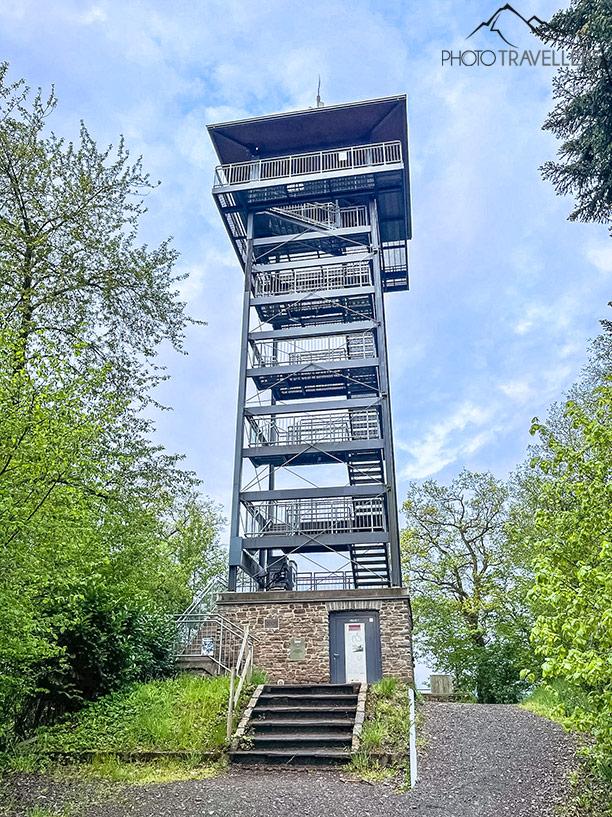 A torre de observação Prinzenkopf vista de baixo